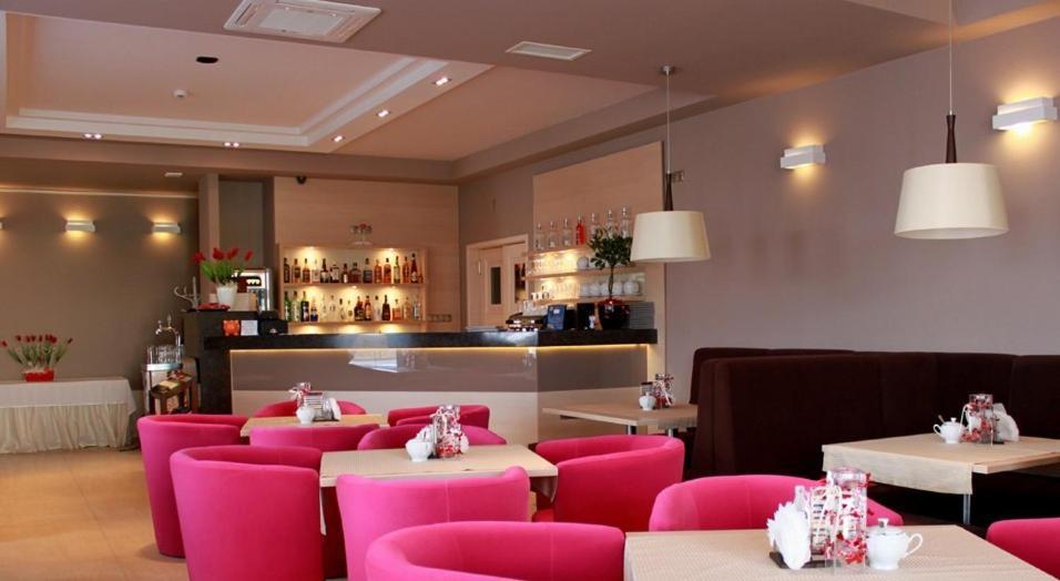 Hotel Hibiskus Boguchwala Экстерьер фото